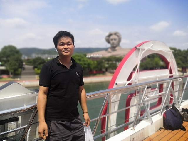 龙的传人的第一张照片--怀化父母相亲团